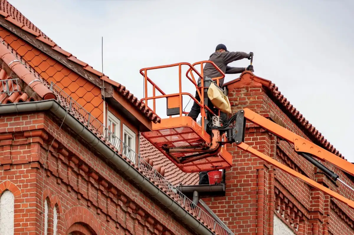 Commercial roofing services in Blue Springs, MO